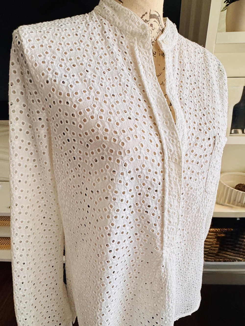BCBGMaxAzria White Eyelet Long-Sleeve Button-Front Top